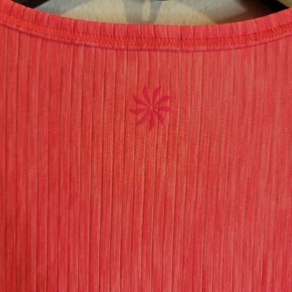 Athleta Athletic lightweight scoop neck top Size small - Picture 6 of 8